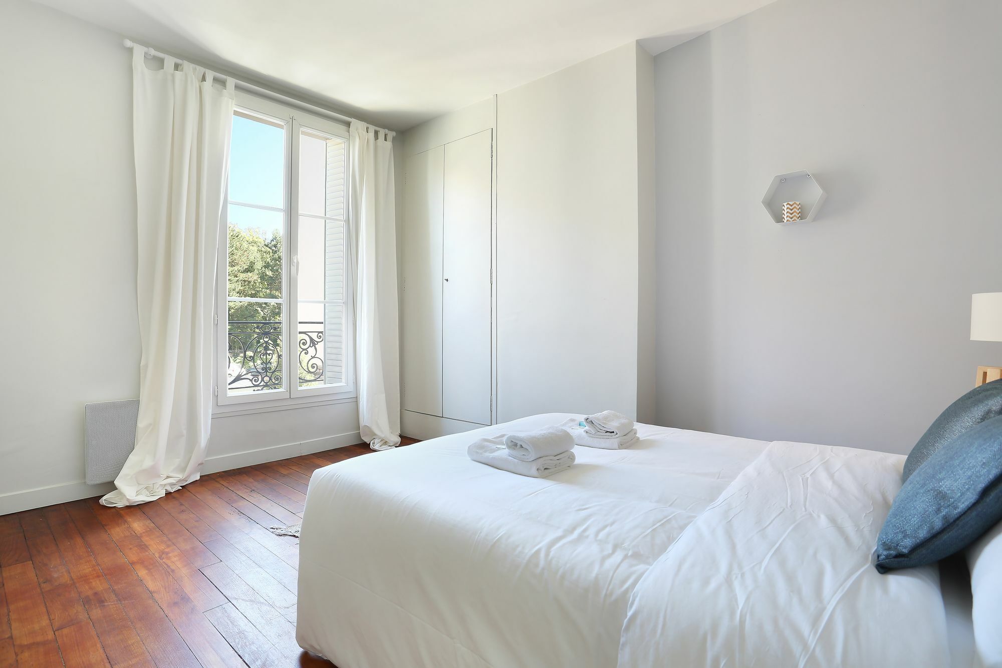 Prestige Parc Des Expositions Apartment *